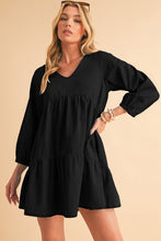 Load image into Gallery viewer, Daphne