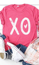 Load image into Gallery viewer, Plus XOXO