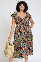 Load image into Gallery viewer, Plus Amy