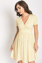 Load image into Gallery viewer, Liza
