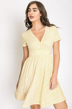 Load image into Gallery viewer, Liza
