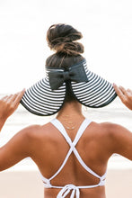 Load image into Gallery viewer, Mar Pamela
