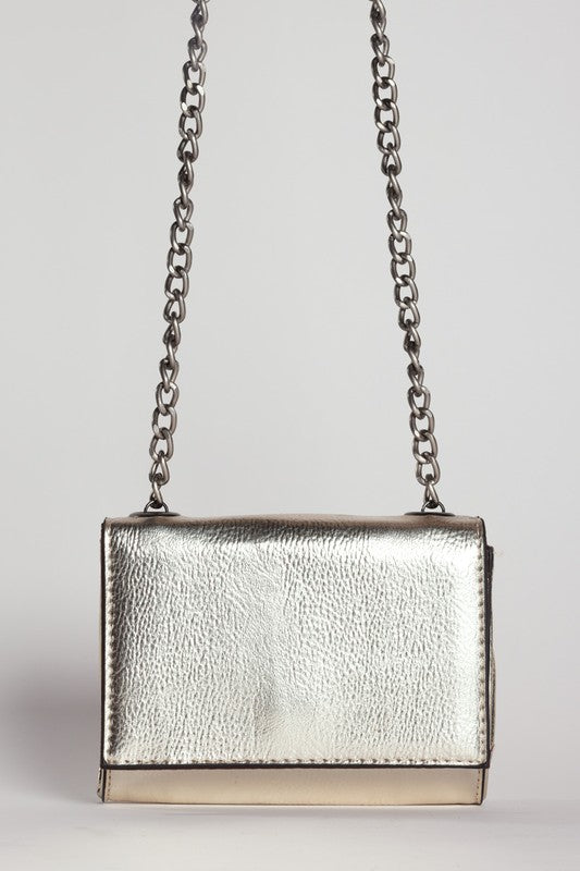 METALLIC
