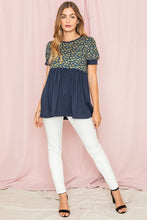 Load image into Gallery viewer, Plus Nevis
