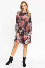 Load image into Gallery viewer, Plus Emilia
