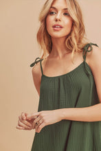 Load image into Gallery viewer, Pyper

