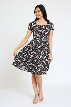 Load image into Gallery viewer, Plus Annabel
