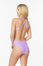 Load image into Gallery viewer, Valenca
