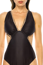 Load image into Gallery viewer, Valenca
