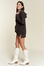 Load image into Gallery viewer, Plus Rocely
